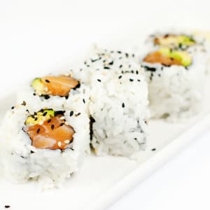 Salmon & Avocado Roll